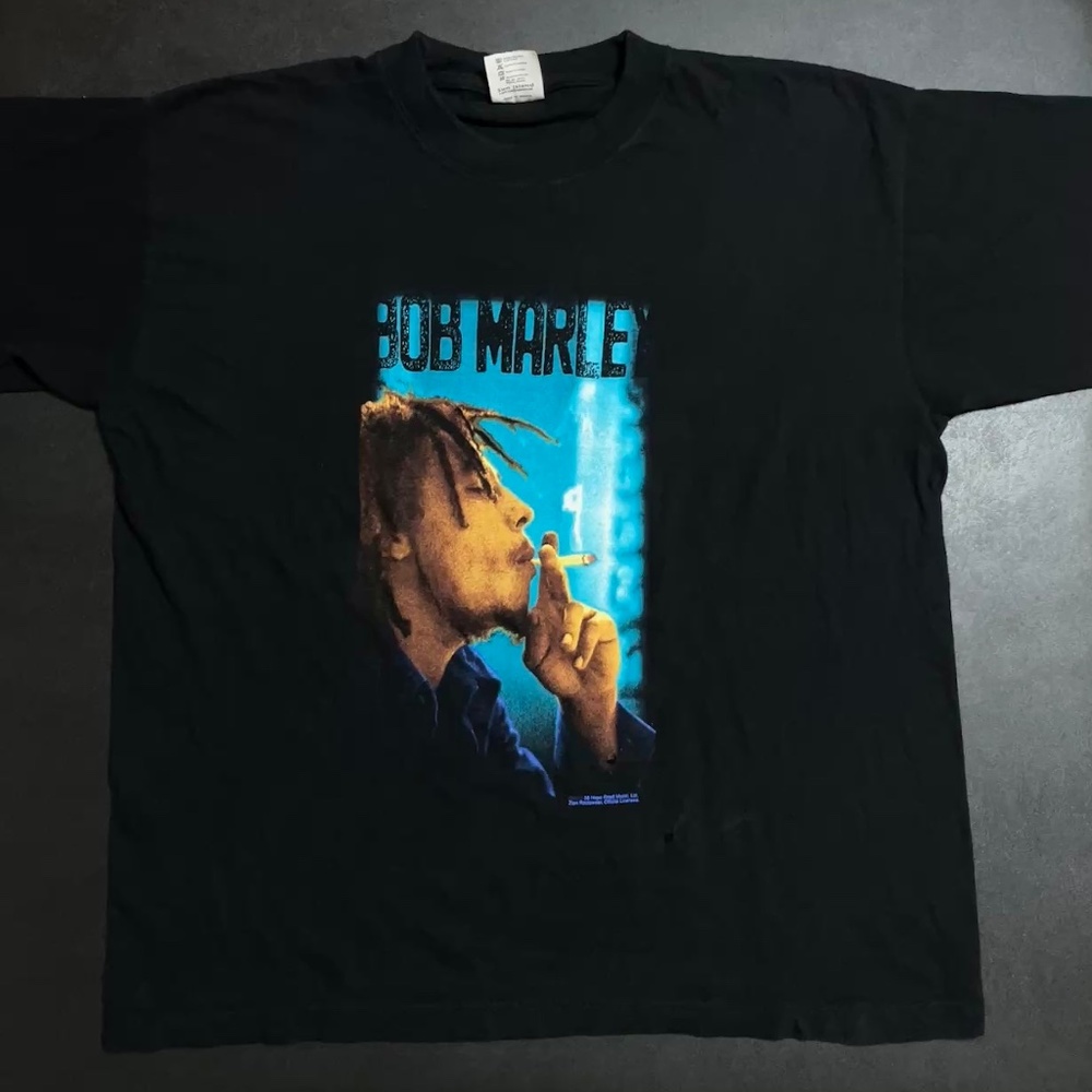 Vintage 2000 Zion Rootswear Bob Marley Smoking XL